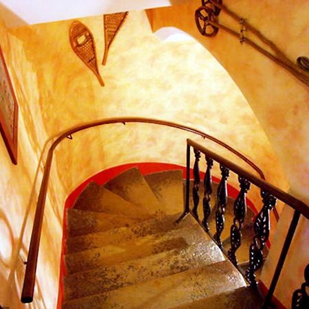 Hotel George Montmelian Room photo
