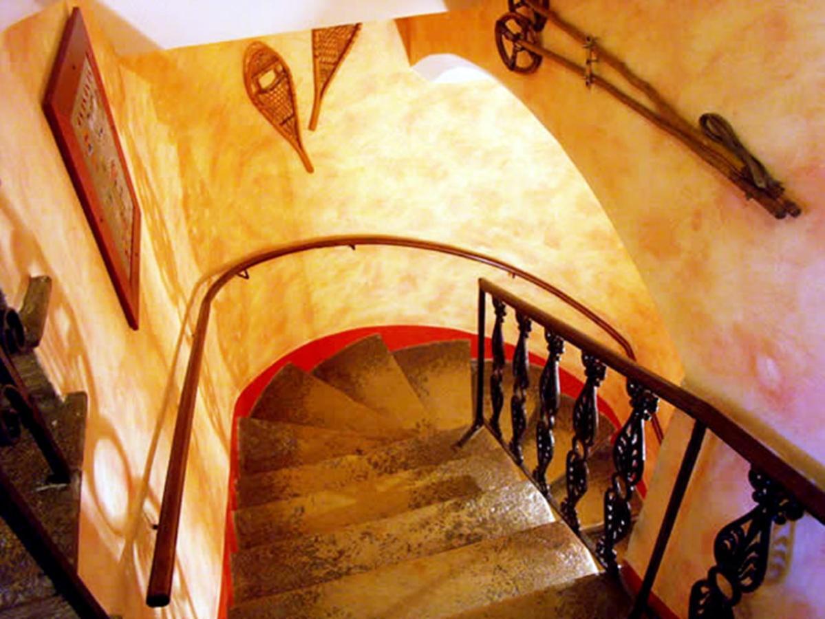 Hotel George Montmelian Room photo